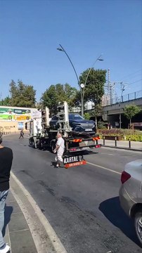 TOGG bu sefer başka sebeple gündemde. Polis çekiciye yükleyip gitti