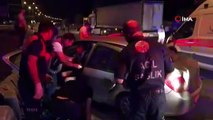 Yolcu minibüsüyle otomobil çarpıştı: 1 bebek öldü, 16 kişi yaralandı