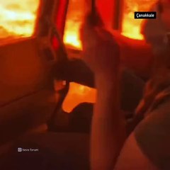 Çanakkale'de itfaiye eri cehennemin içinde çekti. Yangının tam ortasından görüntüler geldi