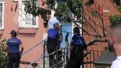 Sarıyer’de yol çöken sokakta 2 bina mühürlendi