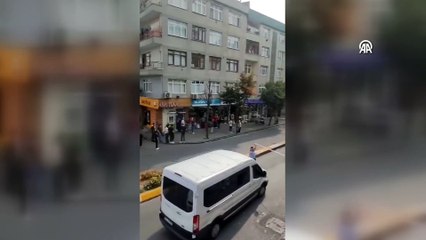 Bağcılar'da trafo patlaması. Sokaklar elektriksiz kaldı