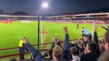 Dünya yıldız futbolcunun kupa maçında attığı penaltıyı konuşuyor