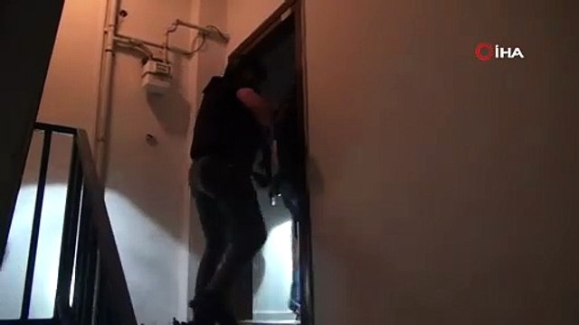 İstanbul’da terör örgütü PKK/KCK-PYD/YPG üyesi 4 Suriyeli tutuklandı