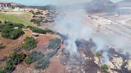 Manisa'da otluk ve makilik alanda çıkan yangın söndürüldü