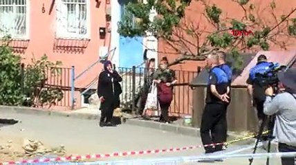 Sarıyer'de çöken yolda dolgu çalışması devam ediyor