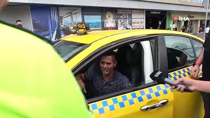 Sivil polise “Araçtan inin scootera binin” deyince taksisi bağlandı. Ne zaman bitecek sarı taksi terörü