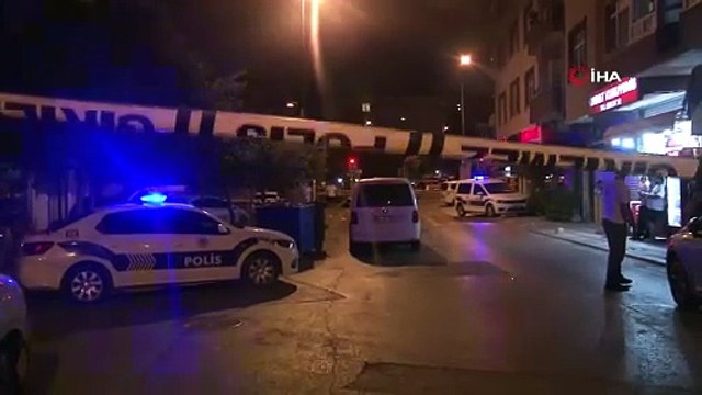 Üsküdar’da silahlı çatışma. Saldırı anı cep telefonu kamerasına yansıdı