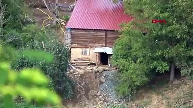 Devlet eliyle esrarengiz kazı. Cep telefonları toplanan maden işçileri kazıyor