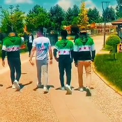 Suriyelilerin kurduğu 511 çetesi Konya’da ÖSO bayraklarıyla gövde gösterisi yaptı