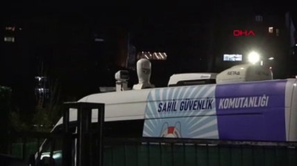 Denizin ortasında kadını döven şahıs yakalandı