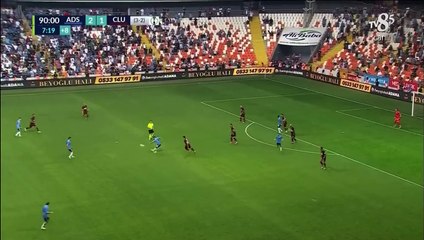 Dünya Belhanda'nın Cluj maçında yaptığı hareketi konuşuyor