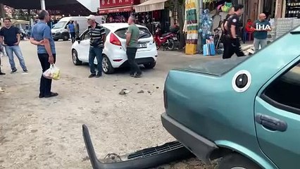 Eşini başkasıyla görünce şoföre saldırdı. 3 araç birbirine girdi
