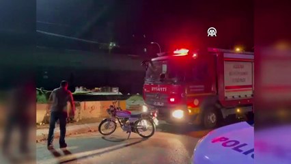 Adana'da yük treninin çarptığı kişi öldü
