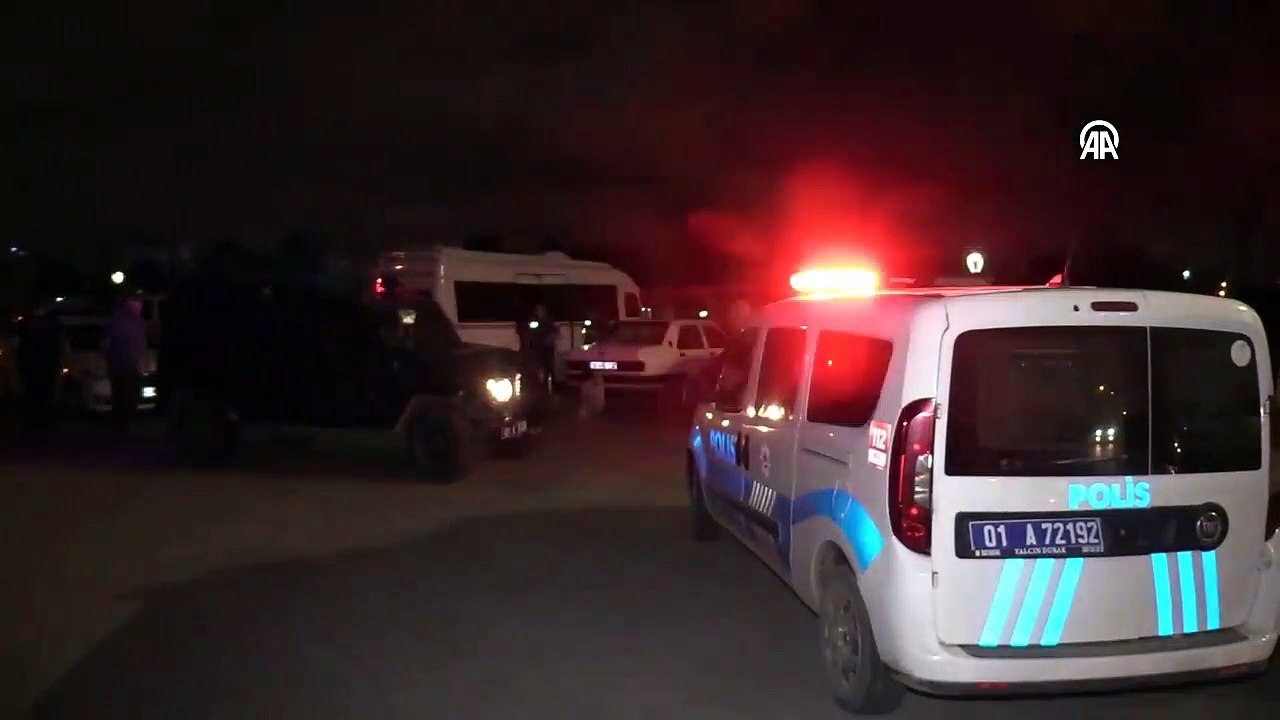 Motosikletle parka gelip ateş açtılar: 2 yaralı