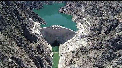 Yusufeli Barajı ve HES'te su yüksekliği 177 metreyi geçti