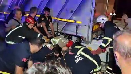 Otomobil ve tırın karıştığı korkunç kazada kahreden tesadüf