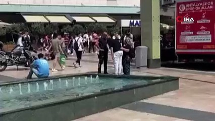 ‘Polisi görünce namaz kılmaya başladı’ haberinin altındaki gerçek çok farklı çıktı