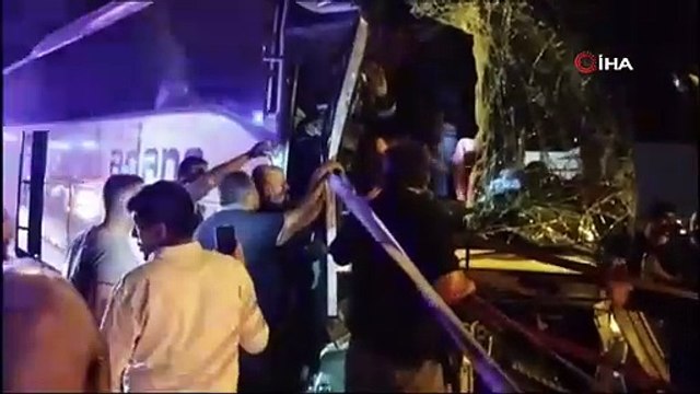 Adana’da can pazarı. Biri otobüs 7 araç kazaya karıştı: 16 yaralı