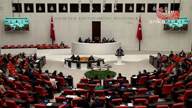 Ali Mahir Başarır'dan Mehmet Ali Çelebi'ye: Rüzgargülü gibi dönüyorsun