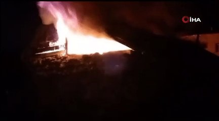Ardahan’da çıkan yangında ev kullanılmaz hale geldi