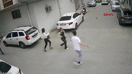 Uyuşturucu kullandığı arkadaşıyla babasını vurdu; tüfekle kaçışı kamerada