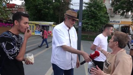 Sokak röportajında Süleyman Soylu taklidi: Geçinemiyor musunuz? Oohhh!