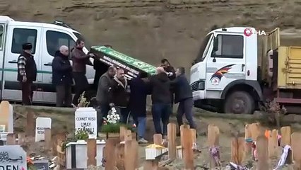 5 yaşındaki çocuk kardeşinin işkenceyle öldürülüşünü izledi