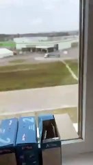 Wagner’in taarruz başlattığı kentten siyah dumanlar yükseliyor