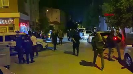 Suriyeli bir çocuğu taciz etti ortalık karıştı. Mahalleli dövdü saklandığı evi taşladı