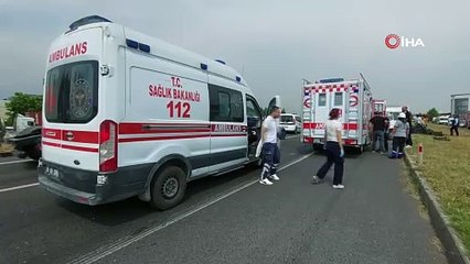 İzmir’deki iki ayrı kazada 11 kişi yaralandı