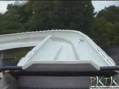 AVALANCHE 2 montagne russe looping roller coaster