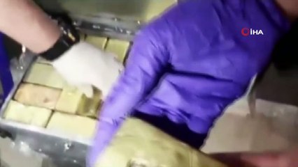 İstanbul'da sahte külçe altın baskını