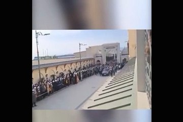 Menzil Köyü'nde cemaat liderinin karşılanma görüntüsü gündem oldu