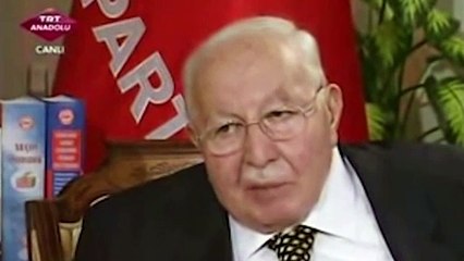 Erbakan AKP için zehir zemberek sözler söylemişti. Erdoğan'ın mezar ziyareti sonrası gündeme geldi