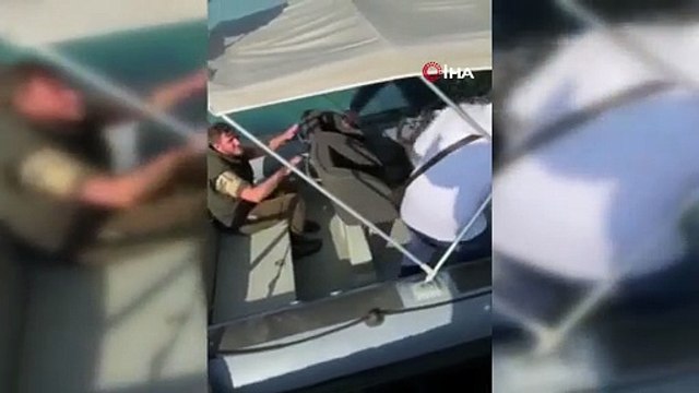 Mikonos Adası açıklarında göçmen botu battı: 3 ölü, 12 kayıp