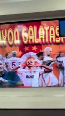 Stüdyoya bakın nasıl geldi? Seçimi AKP kazanınca derin bir oh çeken Rasim Ozan Kütahyalı'dan son hareket