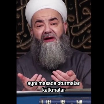 Hızını alamayan Cübbeli, bu kez başörtülü kadınları hedef aldı: Bu cicili bicili başörtü giyenler var ya...