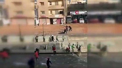 Senegal’de sokaklar karıştı. Halk sokağa indi