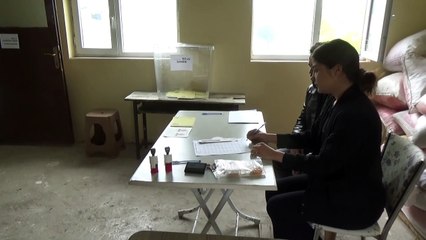 19 seçmenli köyde oy verme işlemi tamamlandı