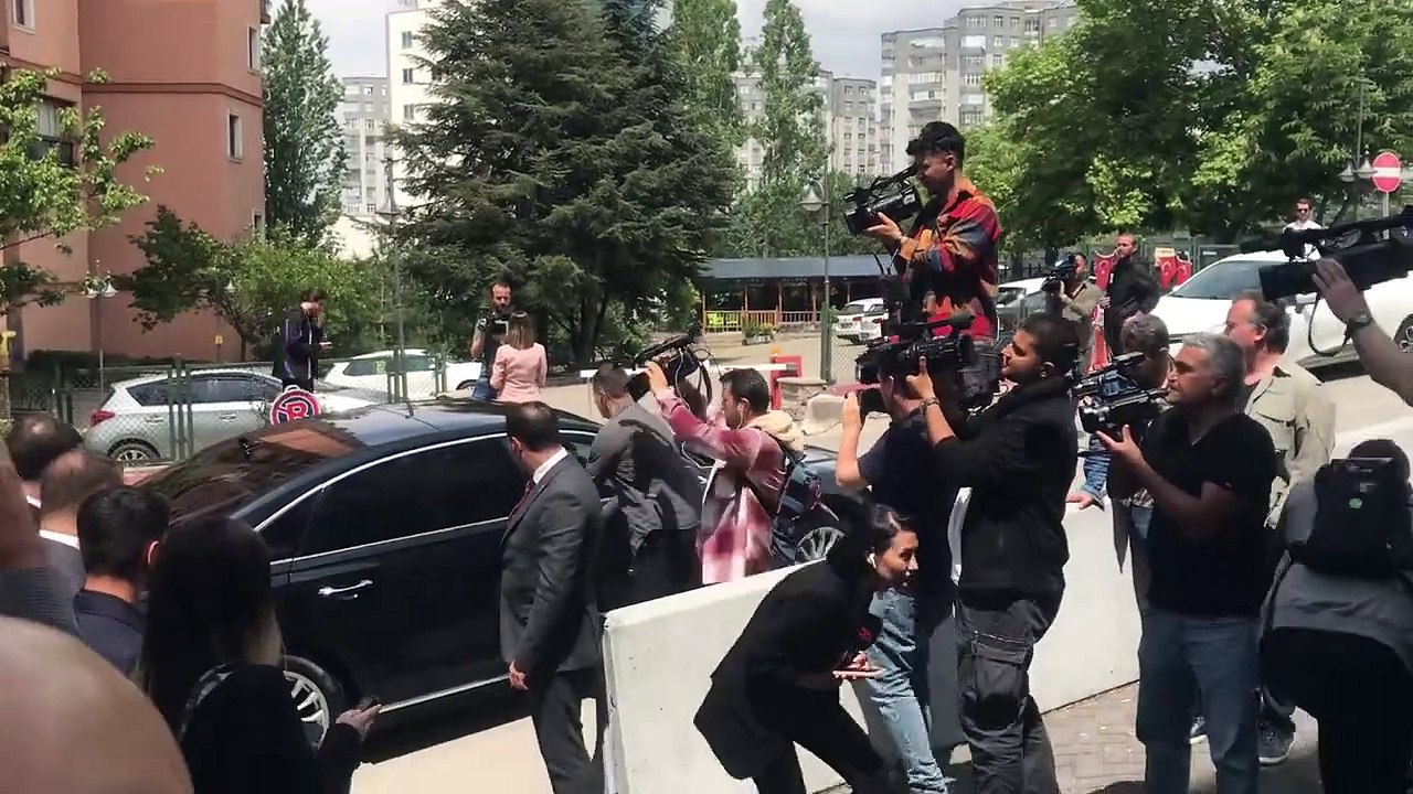 AKP’li Numan Kurtulmuş'tan Ümit Özdağ’a ziyaret