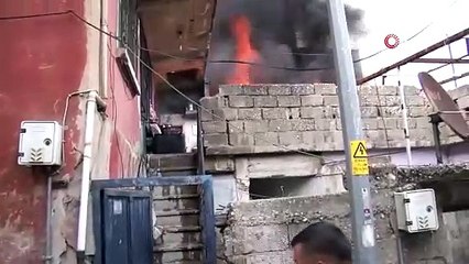 Patlaya patlaya yandı. Çığlık sesleri yükseldi