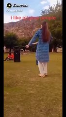 Gilgiti girls Dance with poshto songs