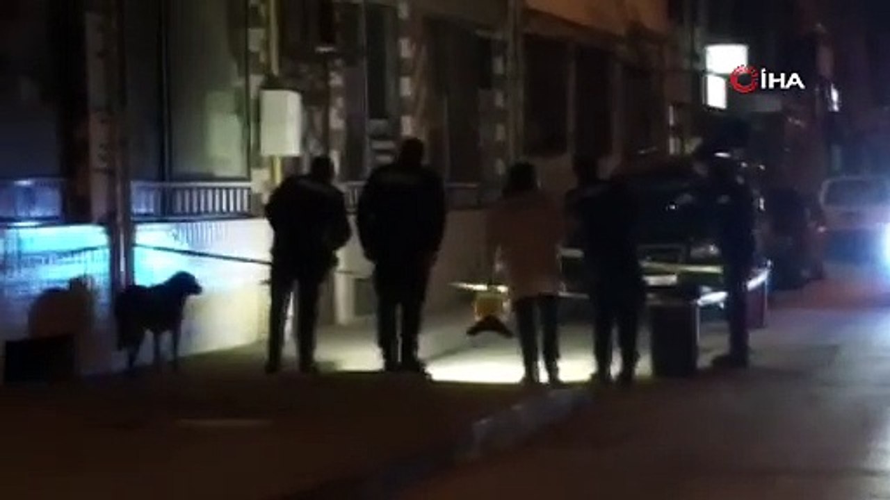 Husumetlisi tarafından kaldırımda yürürken vuruldu