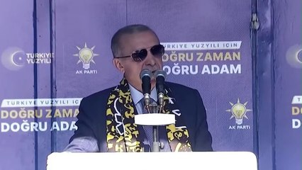 Erdoğan: Ben köyümü özledim. Akıllara Ferdi Tayfur'un meşhur türküsü geldi