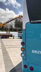 Ekrem İmamoğlu’nun Erzurum mitingini engellemek için meydana belediye otobüsleri doldurdular