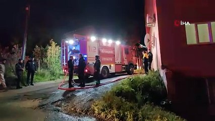 Yanan otomobil ev yaktı