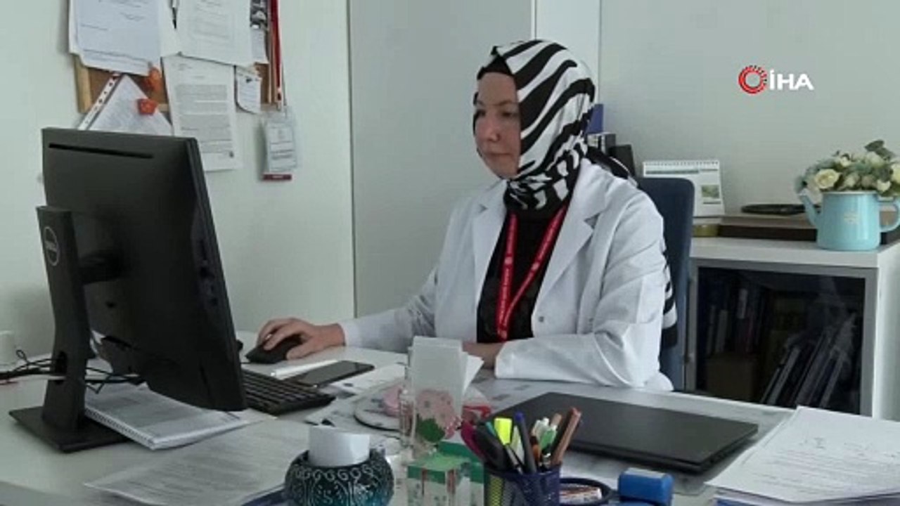 Alerji doktoru öyle bir öneri yaptı ki Fahrettin Koca gibi konuştu. Koca, “Virüse karşı elimizde büyük bir koz var yakalanmamak” demişti