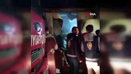Depremzedelerin kaldığı konteynerde yangın!