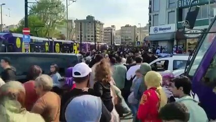 Burası Hindistan değil İstanbul: Bayram izdihamı