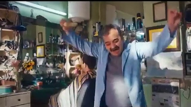 Şahan Gökbakar içki reklamına çok sert tepki gösterdi. Cumhuriyet sizin rakı mezeniz değil